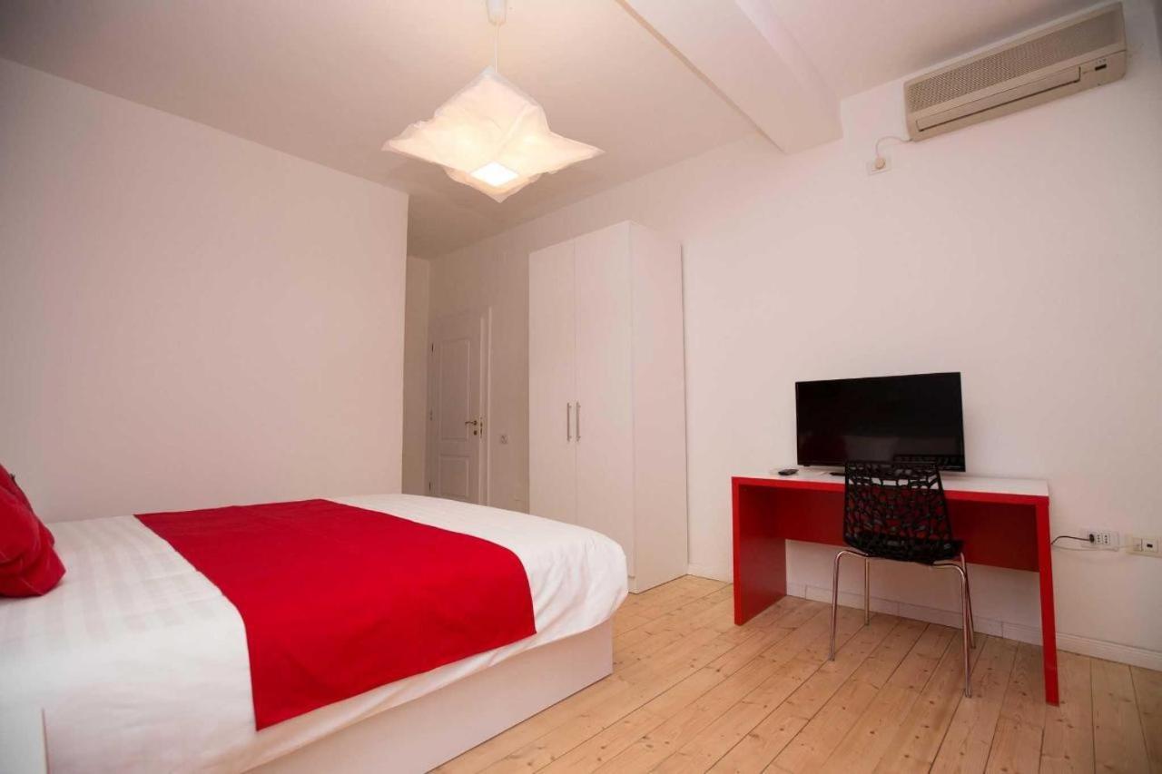 Hotel Rimini Tiranë Ngoại thất bức ảnh